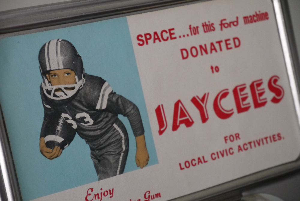 Distributeur à bonbon Ford Ball Gum 1950 jaycees – Image 5