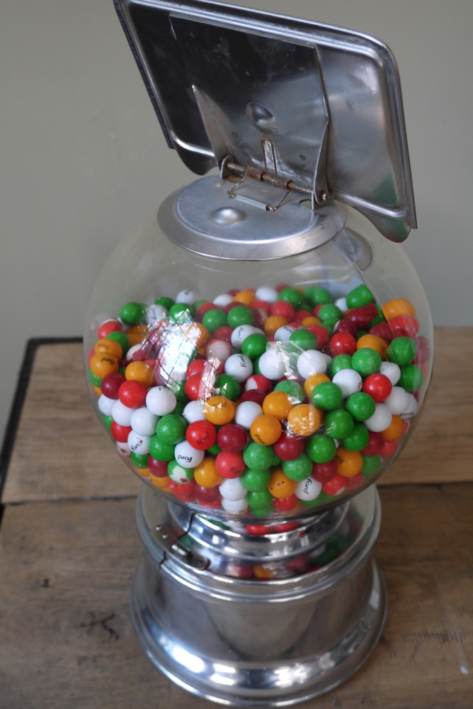 Distributeur à bonbon Ford Ball Gum 1950 jaycees – Image 8