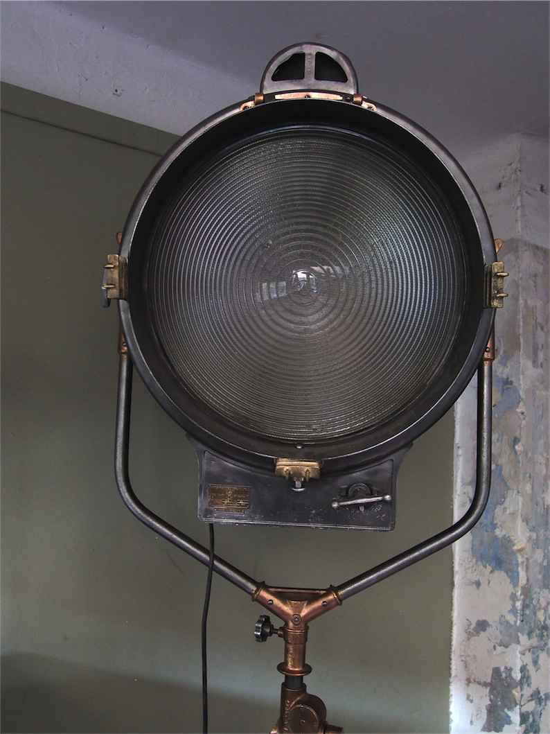 tres grand projecteur cinema MOLE RICHARDSON FRANCE 10k studio VICTORINE Nice – Image 13