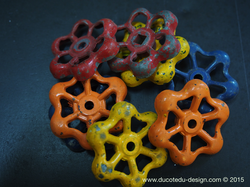 Lot d'anciennes vannes d'usine, ideal en bouton de tiroir indus – Image 7