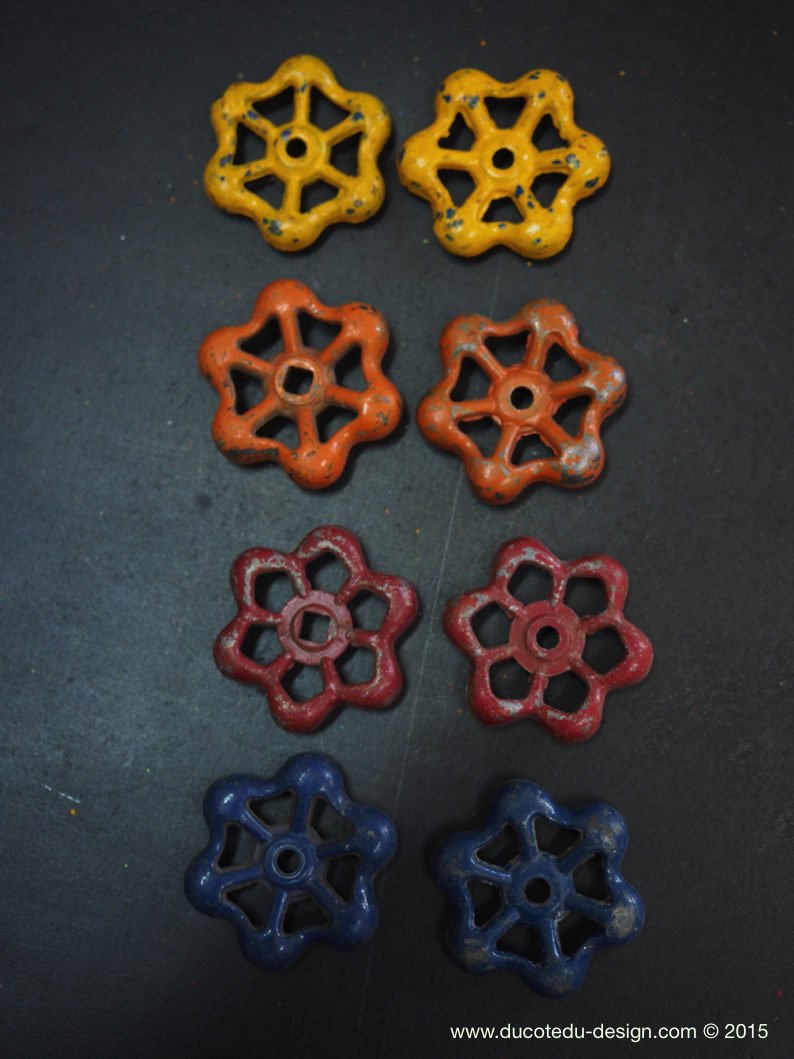 Lot d'anciennes vannes d'usine, ideal en bouton de tiroir indus – Image 2