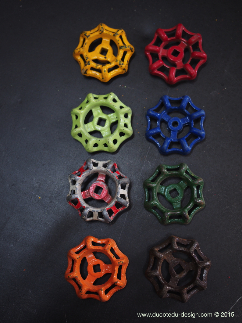 Lot d'anciennes vannes d'usine, ideal en bouton de tiroir indus – Image 2