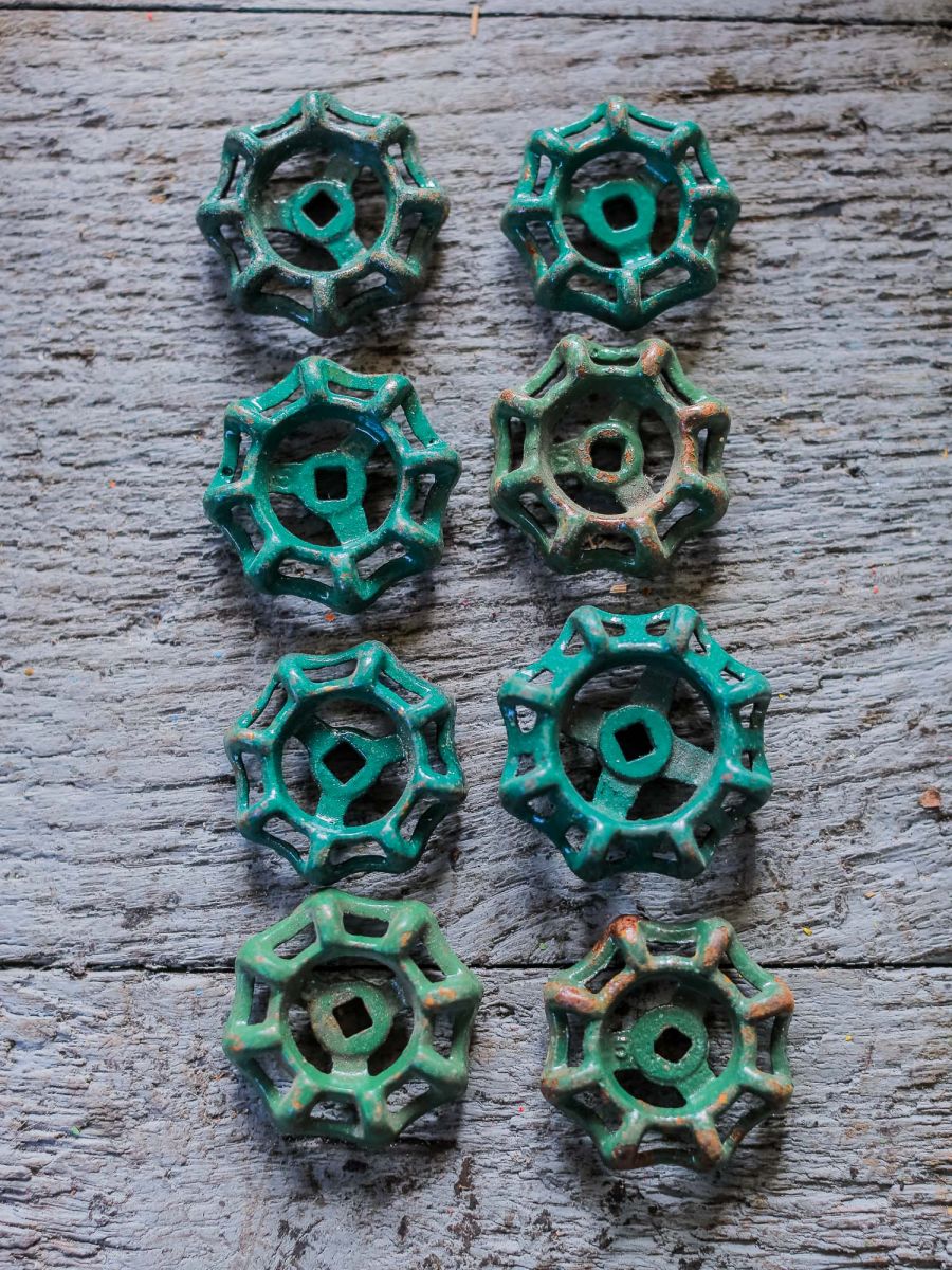 Lot d'anciennes vannes d'usine, ideal en bouton de tiroir indus – Image 2