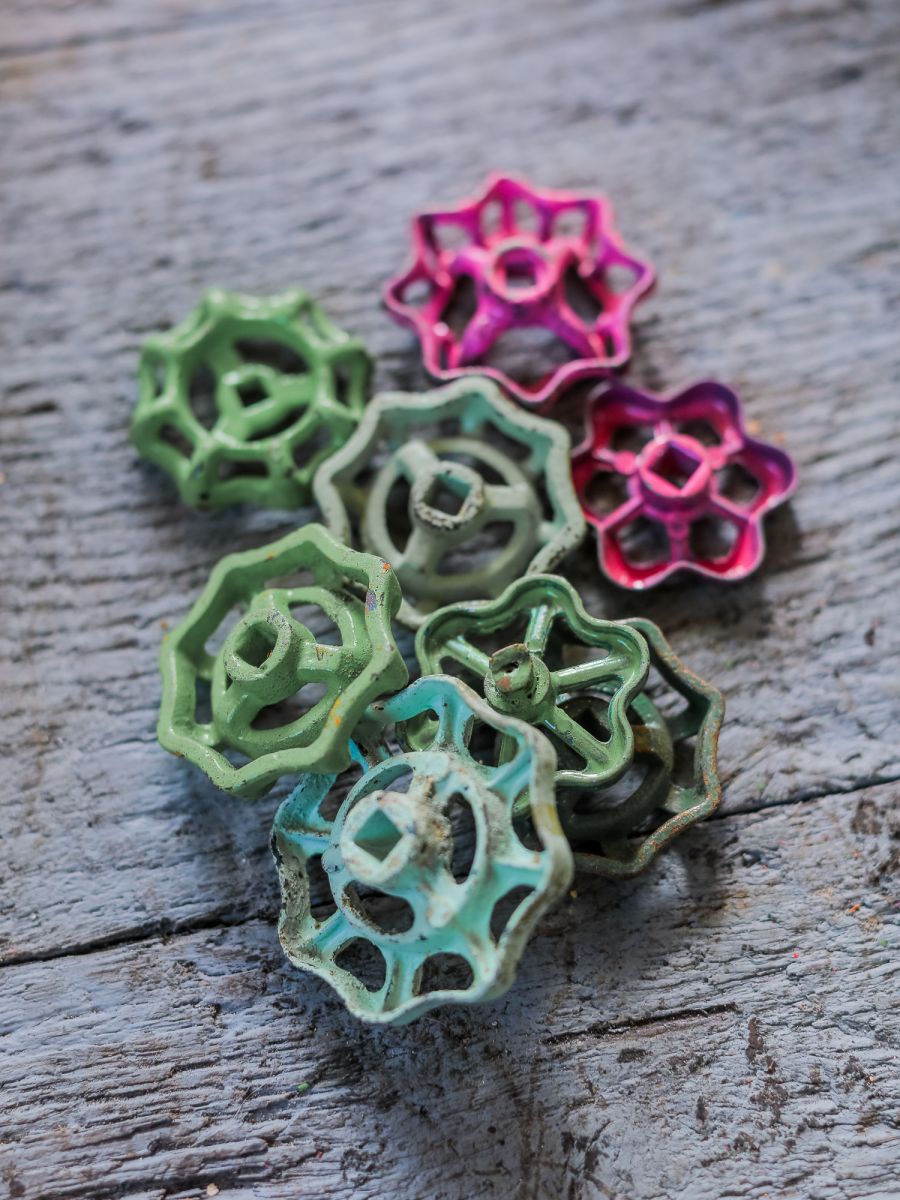 Lot d'anciennes vannes d'usine, ideal en bouton de tiroir indus – Image 5