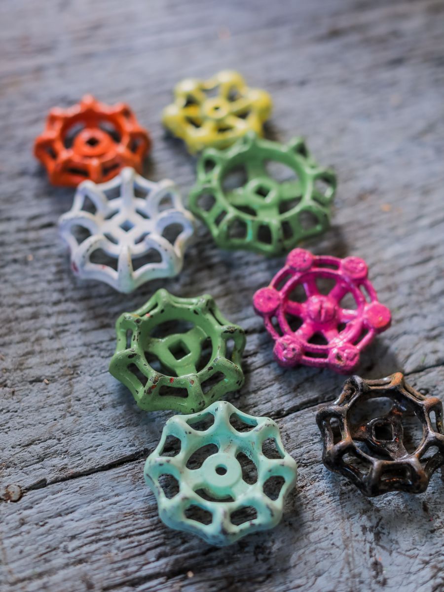 Lot d'anciennes vannes d'usine, ideal en bouton de tiroir indus – Image 3