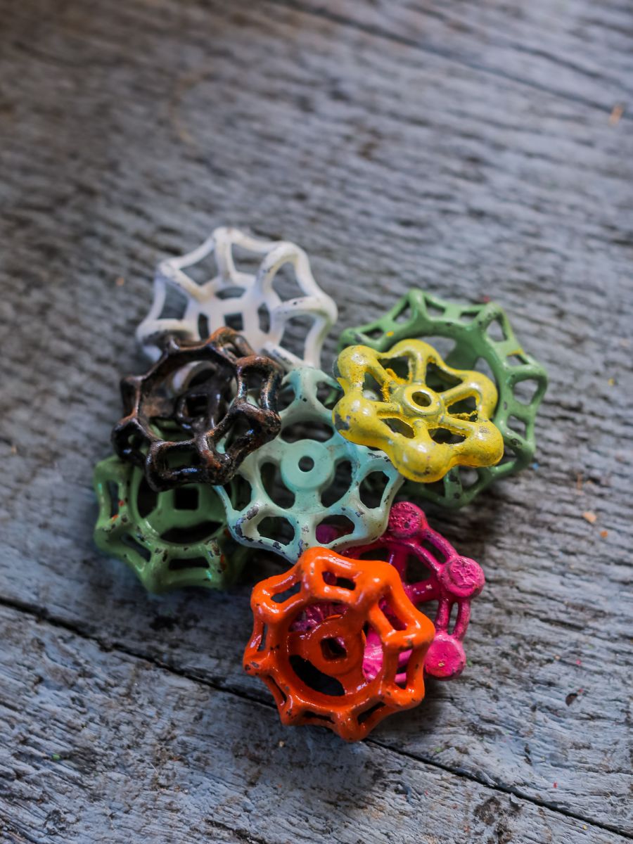 Lot d'anciennes vannes d'usine, ideal en bouton de tiroir indus – Image 4