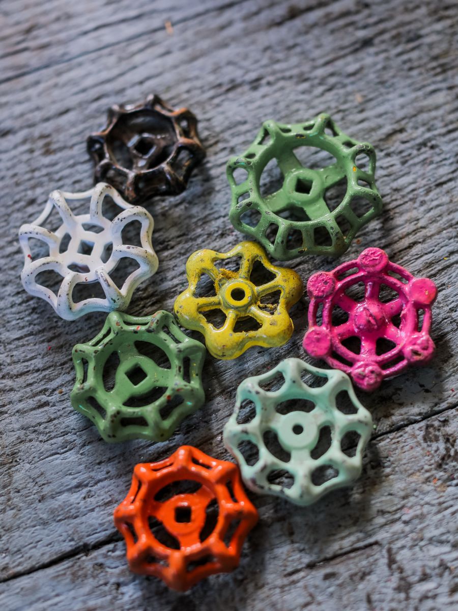 Lot d'anciennes vannes d'usine, ideal en bouton de tiroir indus – Image 5