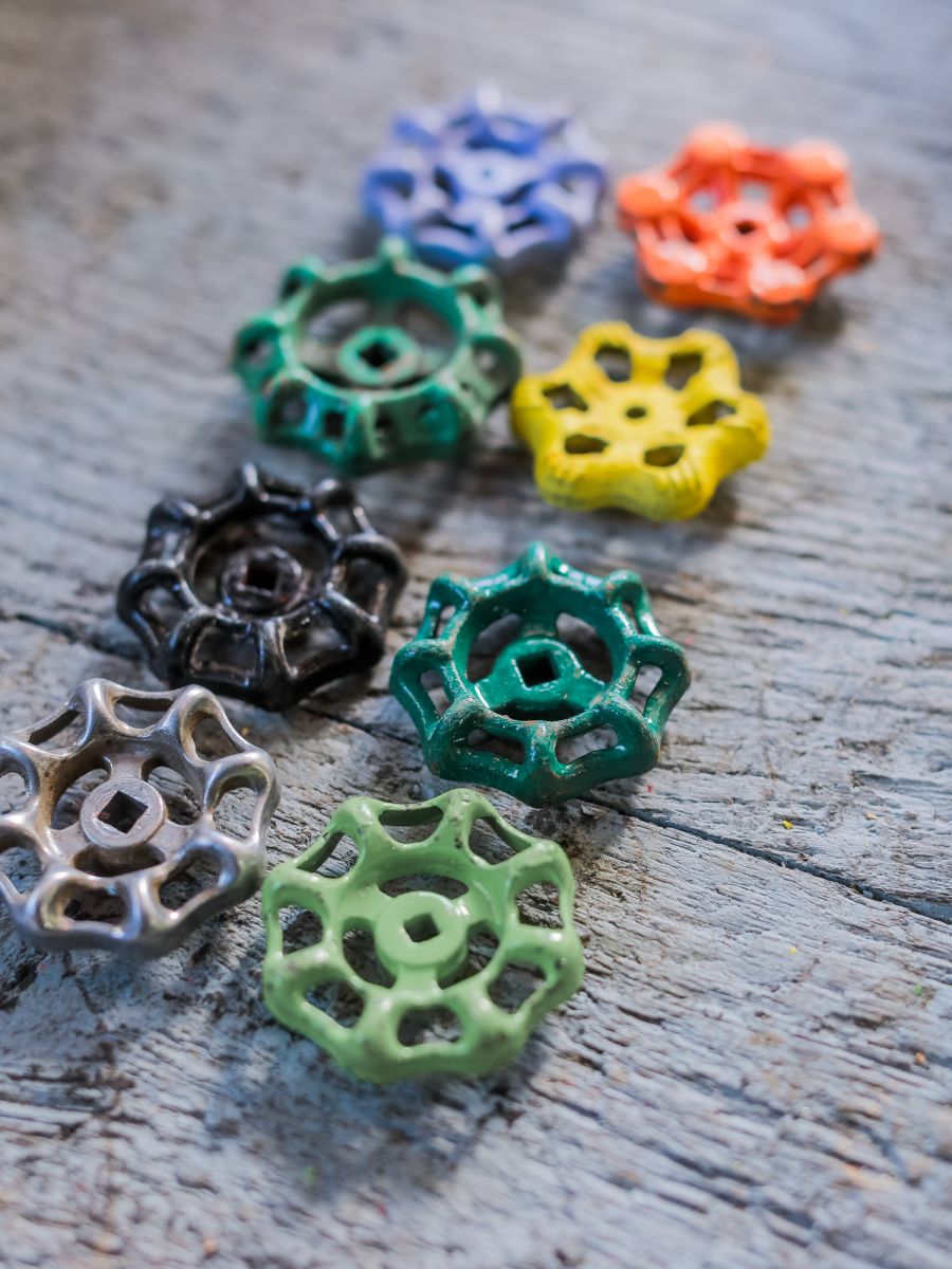 Lot d'anciennes vannes d'usine, ideal en bouton de tiroir indus – Image 3