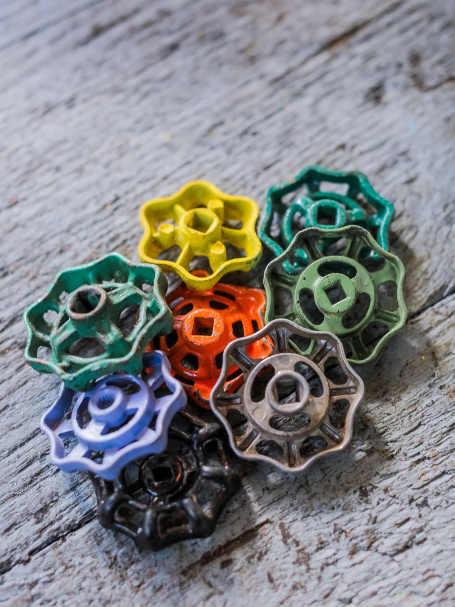 Lot d'anciennes vannes d'usine, ideal en bouton de tiroir indus – Image 5