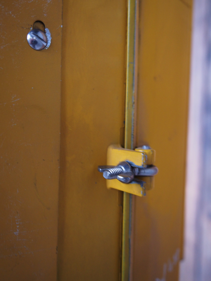 New York feu dont walk americain vintage USA jaune d'origine avec fixations murale – Image 14