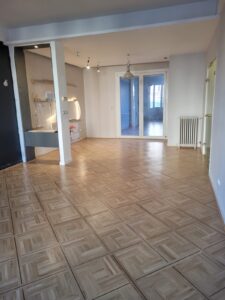 Remplacement d'un Parquet Chêne massif Cabochon suite à un dégât des eaux