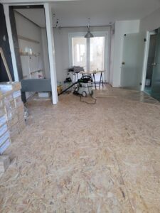 Remplacement d'un Parquet Chêne massif Cabochon suite à un dégât des eaux