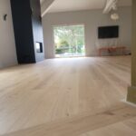 Pose collée de Parquet Boen Chêne Blanchi