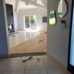 Pose collée de Parquet Boen Chêne Blanchi