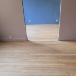 Ponçage vitrification de parquet et pose collée de parquet Listone Giordano Biancospino NaturPlus2 pour la cuisine