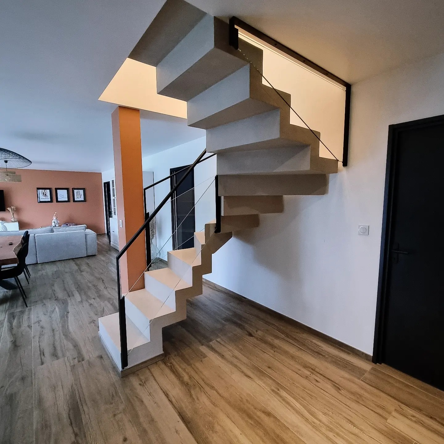 rambardes d'escalier en acier vitré